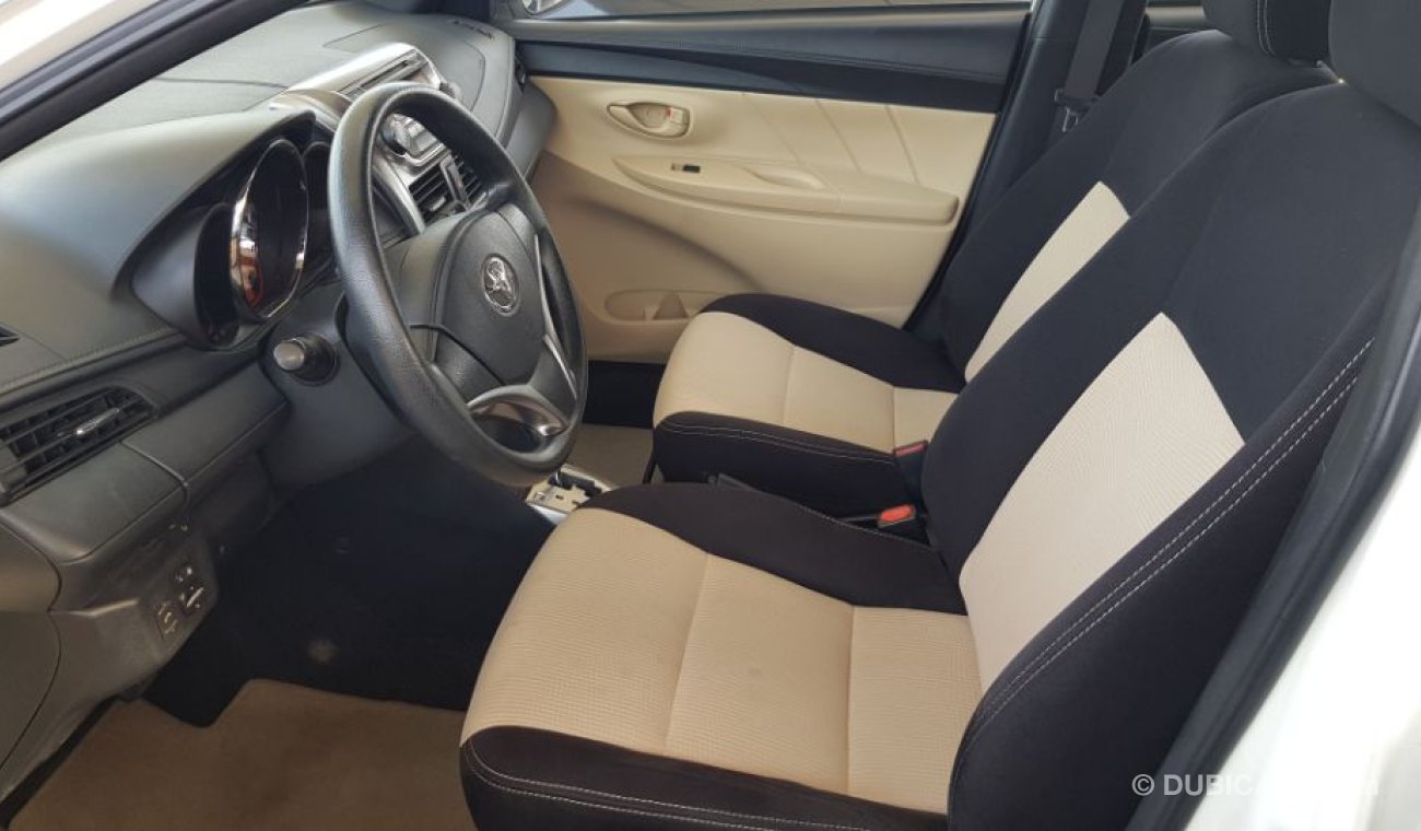 Toyota Yaris 2016  gcc specs low mileage