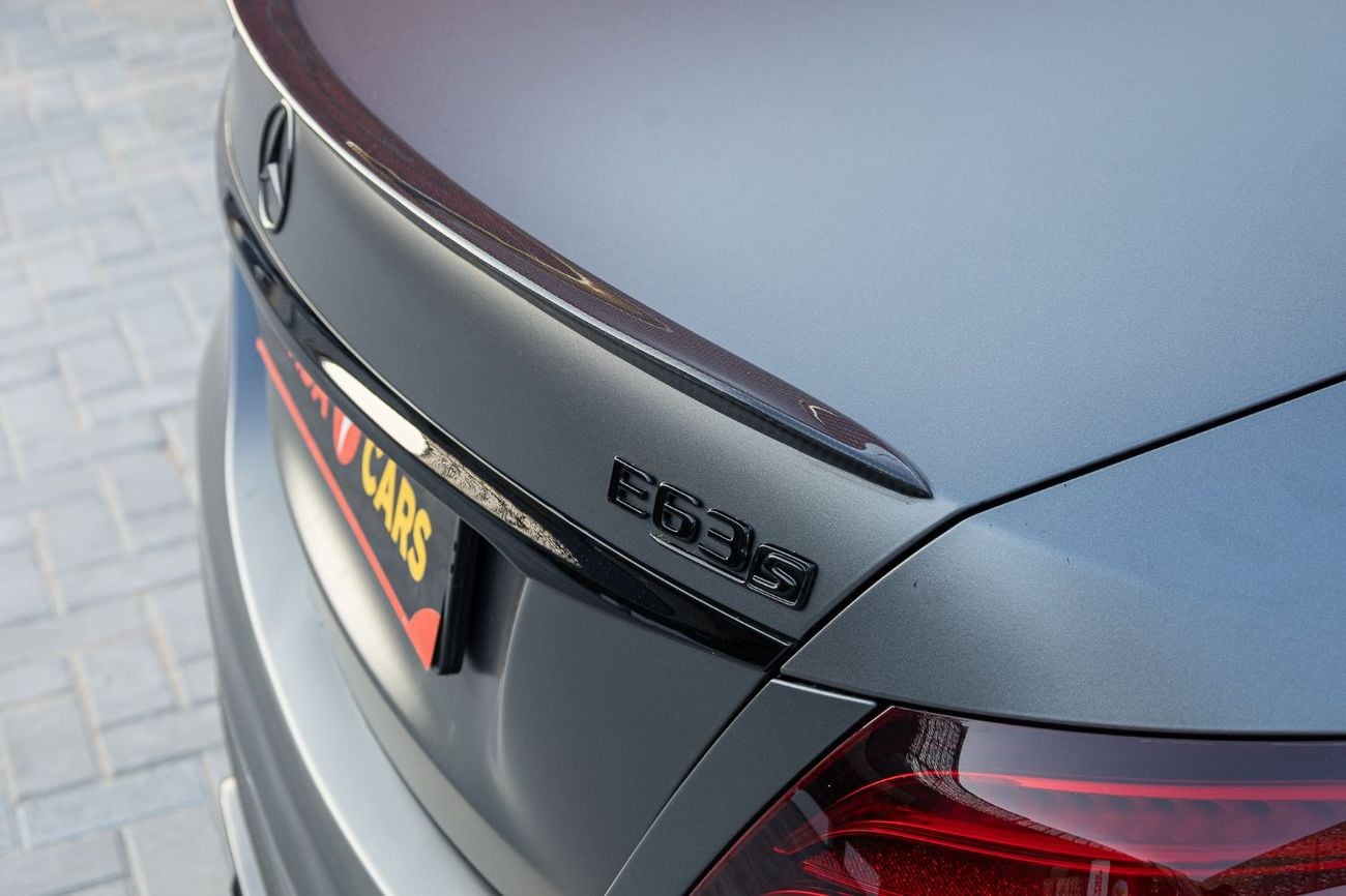 Mercedes-Benz E 63 S AMG Std 4.0L