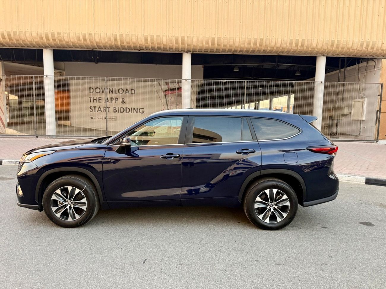 تويوتا هايلاندر 2024 LIMITED 4x4 - 2.5 TURBO ENGINE FULL OPTION CANADA SPEC