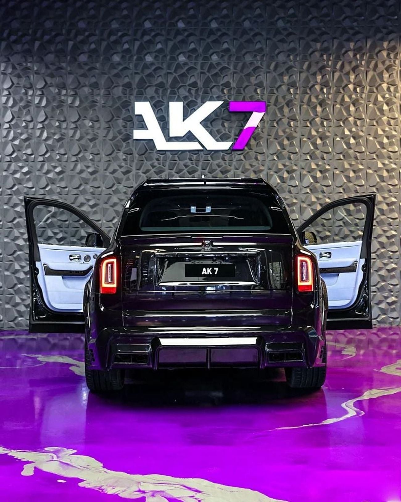 Rolls Royce Cullinan Rolls-Royce Cullinan Black Badge | Finance Available