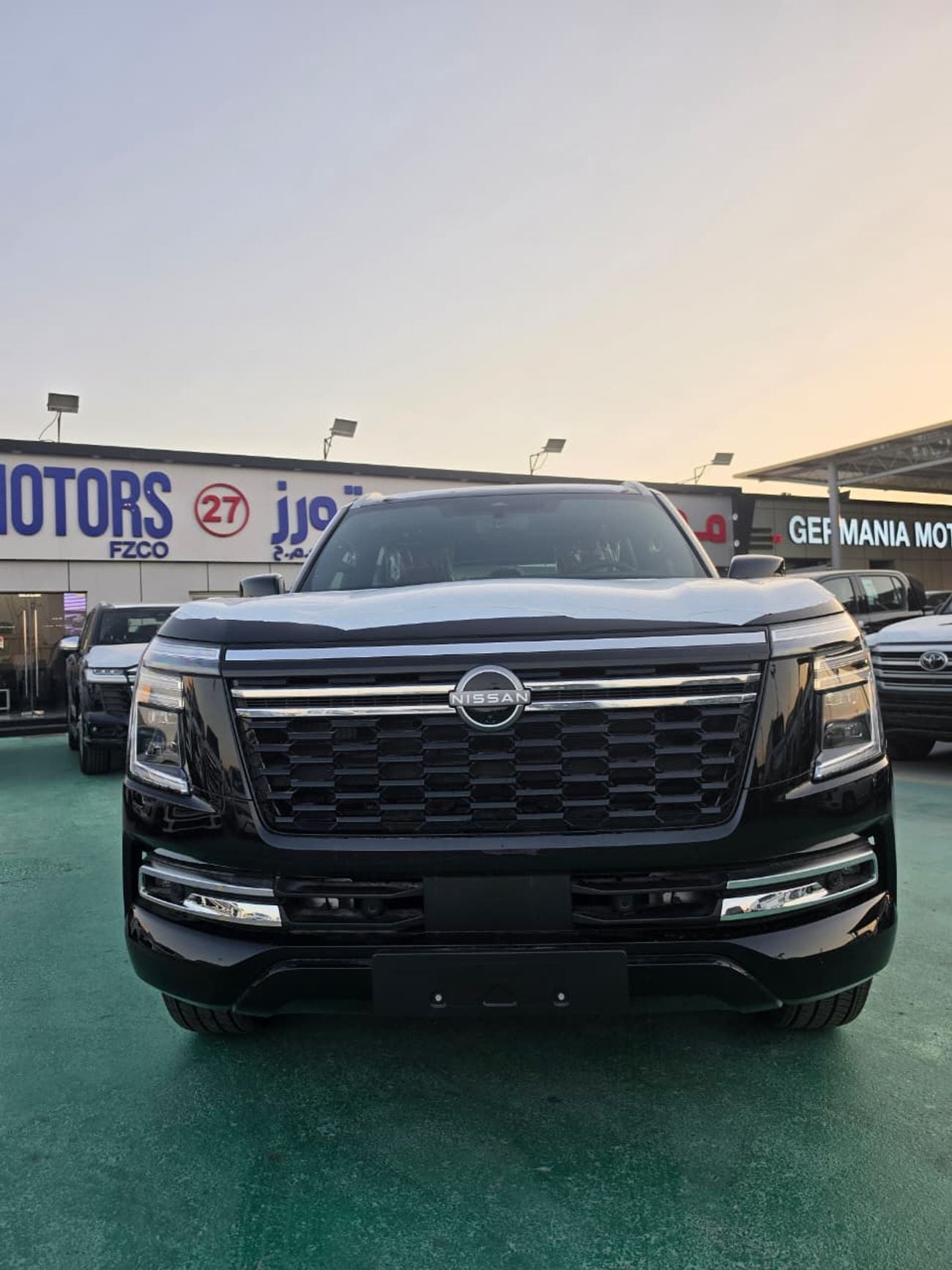 نيسان باترول Nissan Patrol Platinum 2026 – فل أوبشن | أسود خارجي | داخلية حمراء