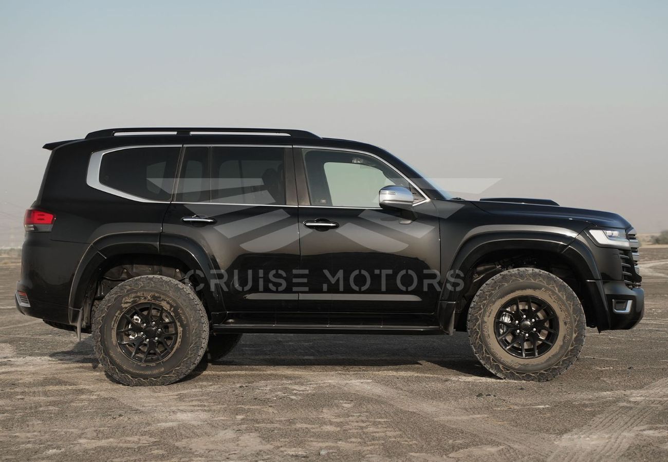 تويوتا لاند كروزر LC300 VIP XTREME EDITION 3.5 Petrol AT MY2025 – BLACK