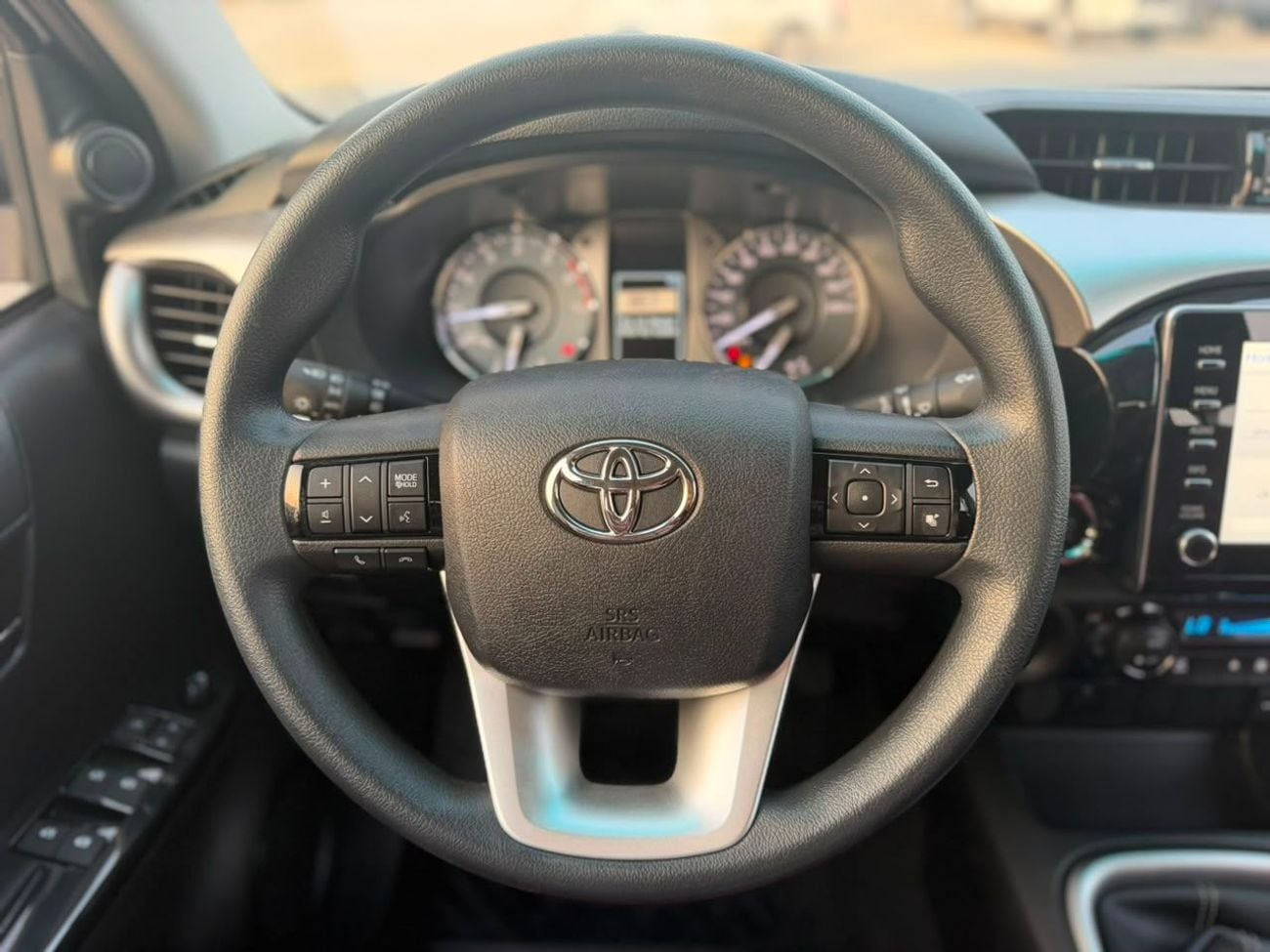 Toyota Hilux GLX FULL PUSH START MANUAL