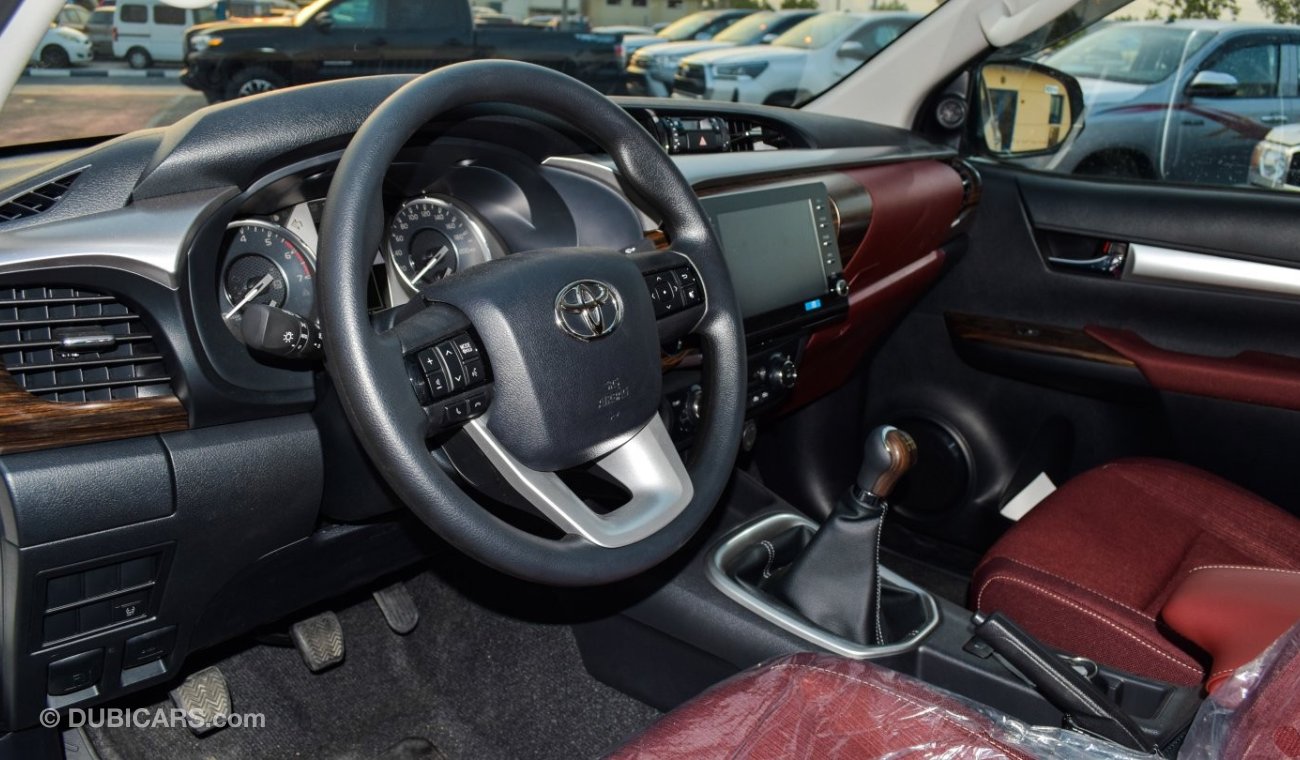 Toyota Hilux 2.7L Full Options