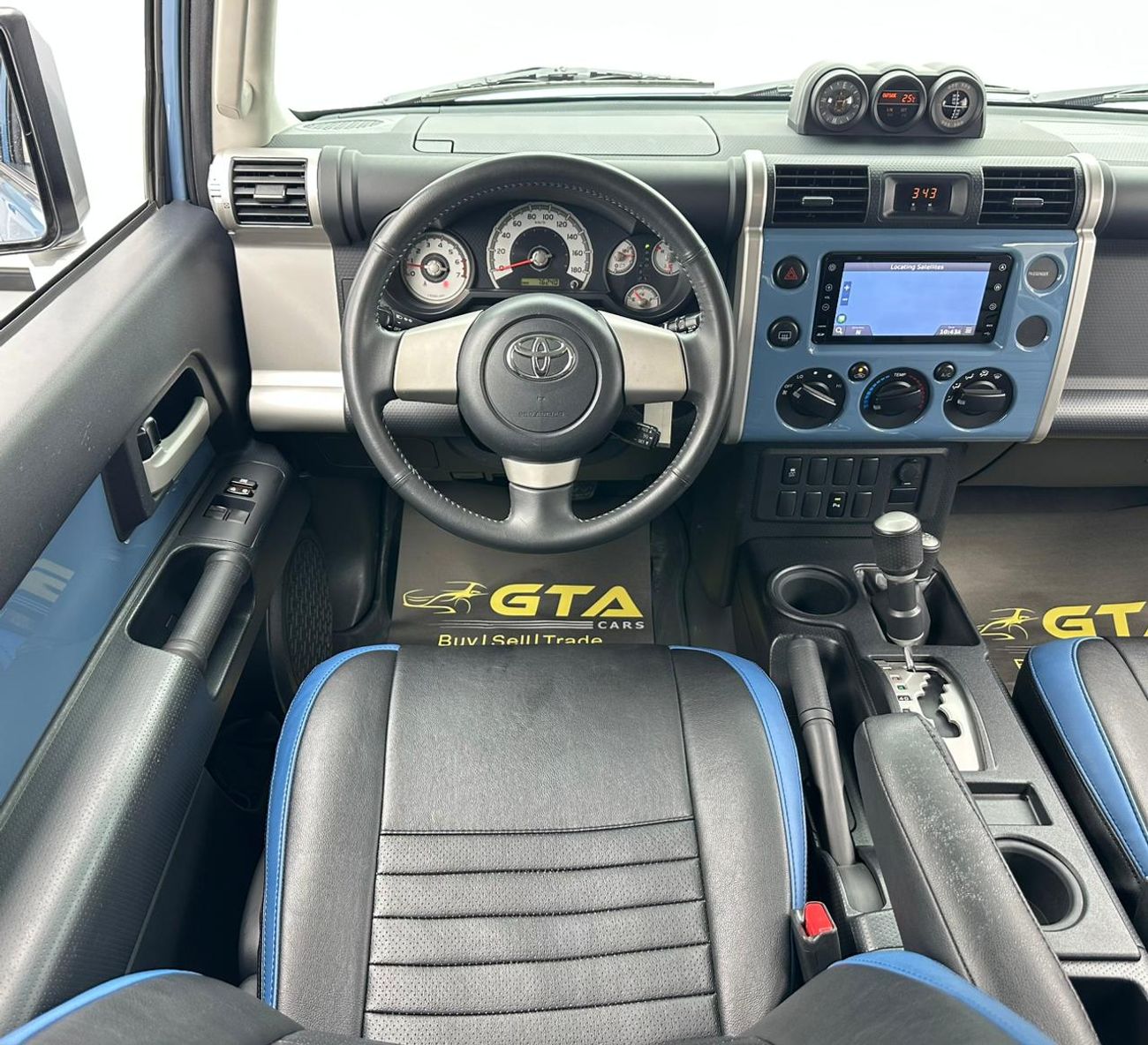 تويوتا إف جي كروزر 2018 Toyota FJ Cruiser GXR, Toyota Full Service History, Excellent Condition, GCC