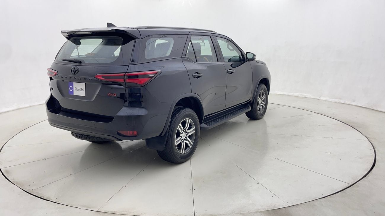 تويوتا فورتونر 2023 EXR | AED 1479/Month | 0 DP | 30 Day Return | Warranty | Service History