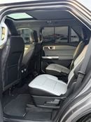 Ford Explorer XLT, fully loaded with panoramic