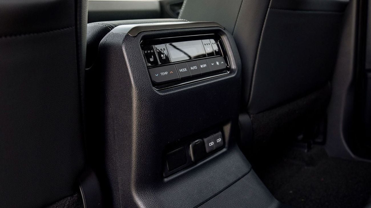 تويوتا برادو PRADO 2025\LUXURY\(LHD) TOYOTA PRADO 250 WX+ 2.8D AT MY2025 – GREY