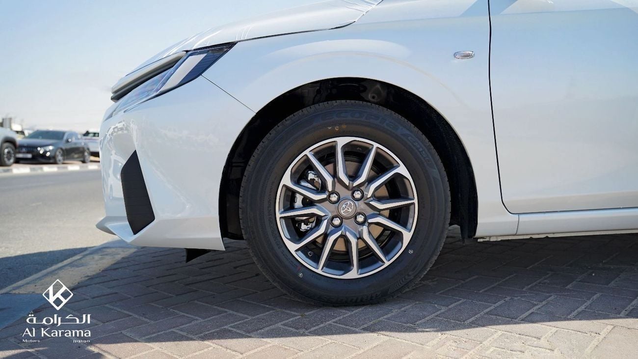 تويوتا يارس Y - 1.3L | 15"Alloy Wheels | Rear Camera | Digital AC | GCC Specs | 22km+/LTR