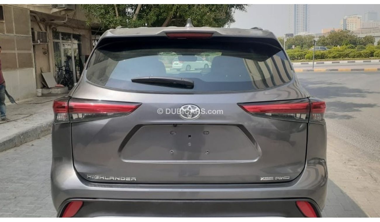 Toyota Highlander 2021 Toyota Highlander XSE 4WD 3.5L V6 7-Seater /