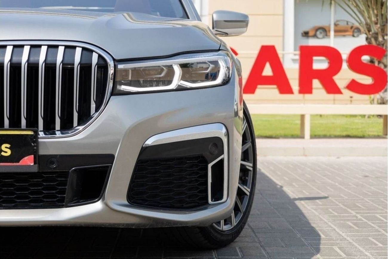 بي أم دبليو 730Li BMW 730Li M-Sport 2020 GCC under Warranty with Flexible Down-Payment.