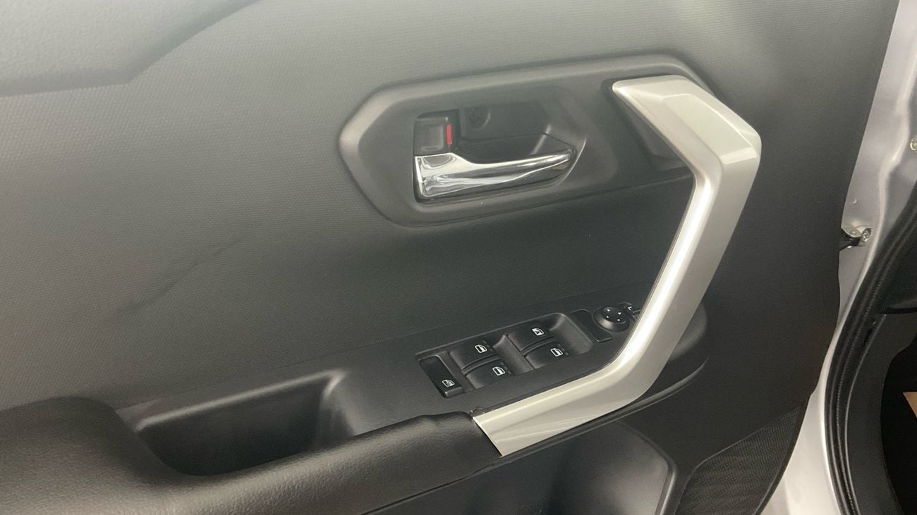 تويوتا ريز G | upto AED 20,000 Ramadan Discount | شامل الضمان | 0 ﺪﻔﻋﺓ ﺃﻮﻟﻯ