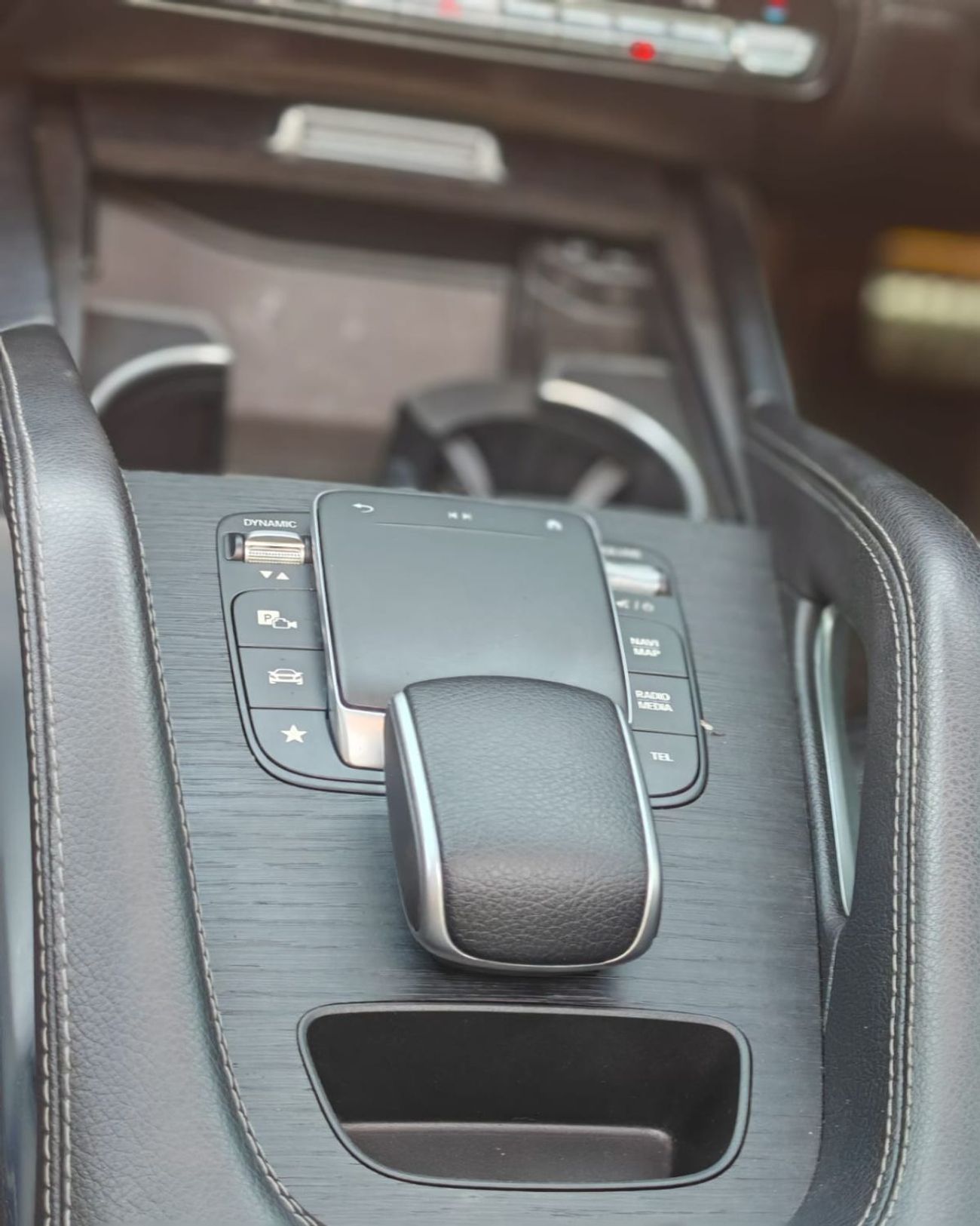 مرسيدس بنز GLE 400d MERCEDES BENZ GLE400D 2022 MODEL DIESEL