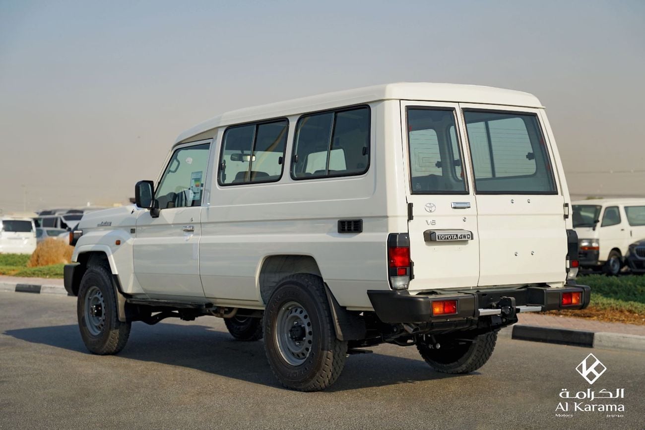 تويوتا لاند كروزر 70 LC 78 HARDTOP 4.0L MT  | Dual Tank |  FM Radio | Snorkel | GCC Specs