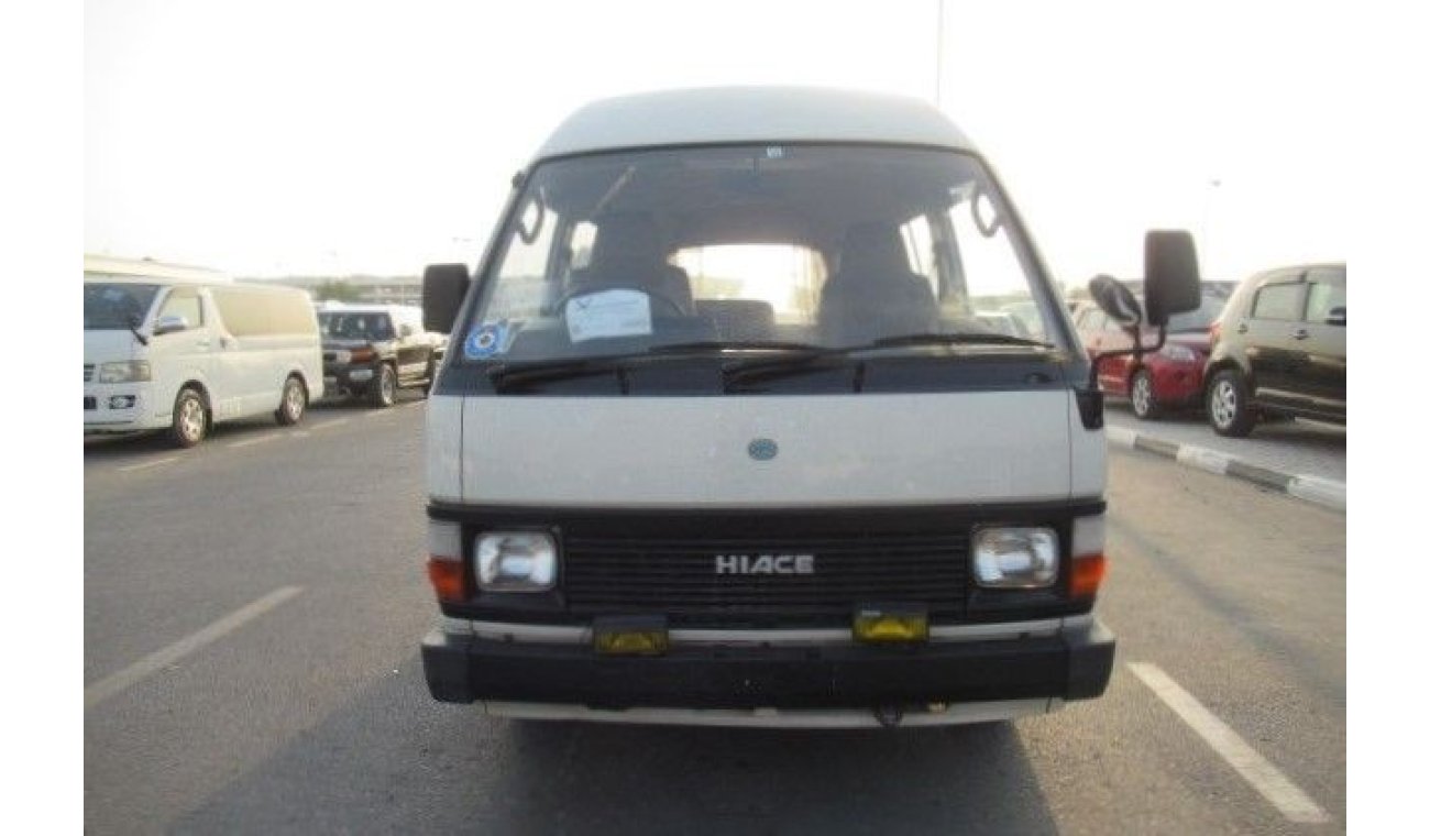 تويوتا هاياس TOYOTA HIACE RIGHT HAND DRIVE (PM1003)