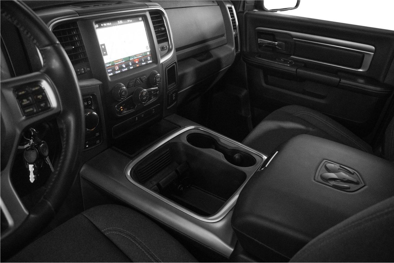 رام 1500 Warlock V8 / Full Service History