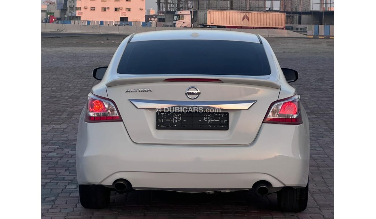 Nissan Altima SV