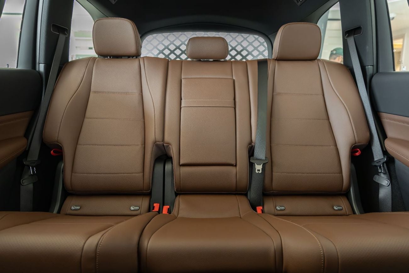 Mercedes Benz GLS450 4MATIC Mercedes-Benz AMG GLS450 SUV | New Facelift | GCC | 5 Years Gargash Auto Warranty Service Con