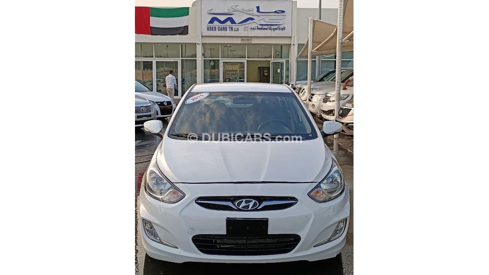 Used HYUNDAI ACCENT / ACCIDENTS FREE 2015 for sale in Dubai 303271