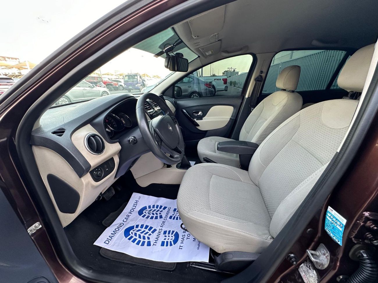 رينو سيمبول RENAULT SYMBOL 2017 GCC ORGINAL PAINT // 2KEYS // PERFECT CONDITION