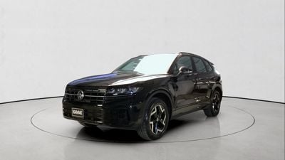 Volkswagen Touareg ELEGANCE | Guaranteed Warranty | 0 Down Payment