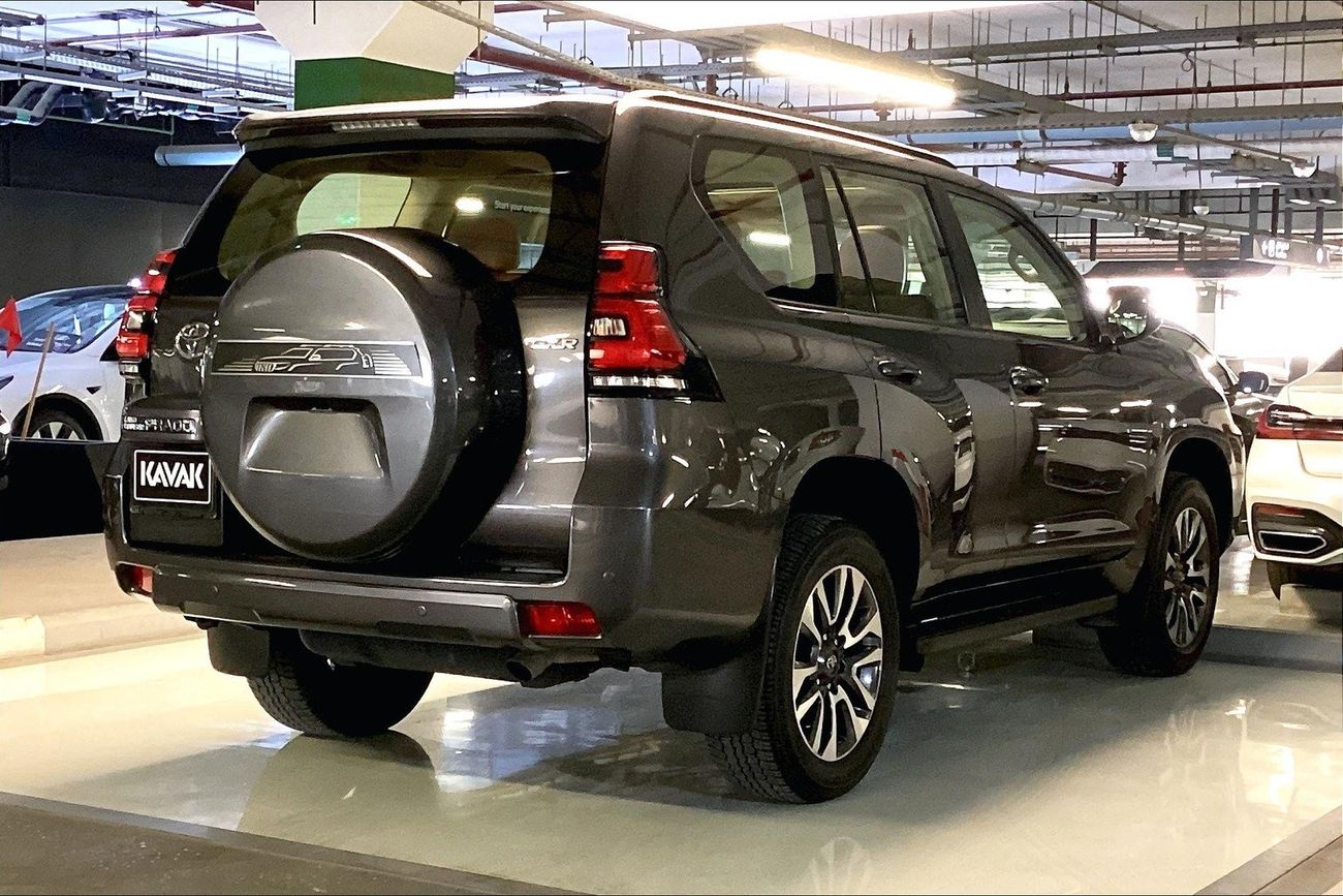 تويوتا برادو GXR | شامل الضمان | 0 ﺪﻔﻋﺓ ﺃﻮﻟﻯ