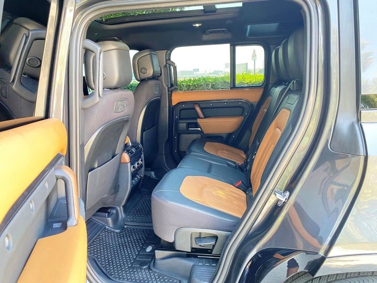 Land Rover Defender 110 X P400 3.0L Land Rover Defender X - 2022 - Grey/Black