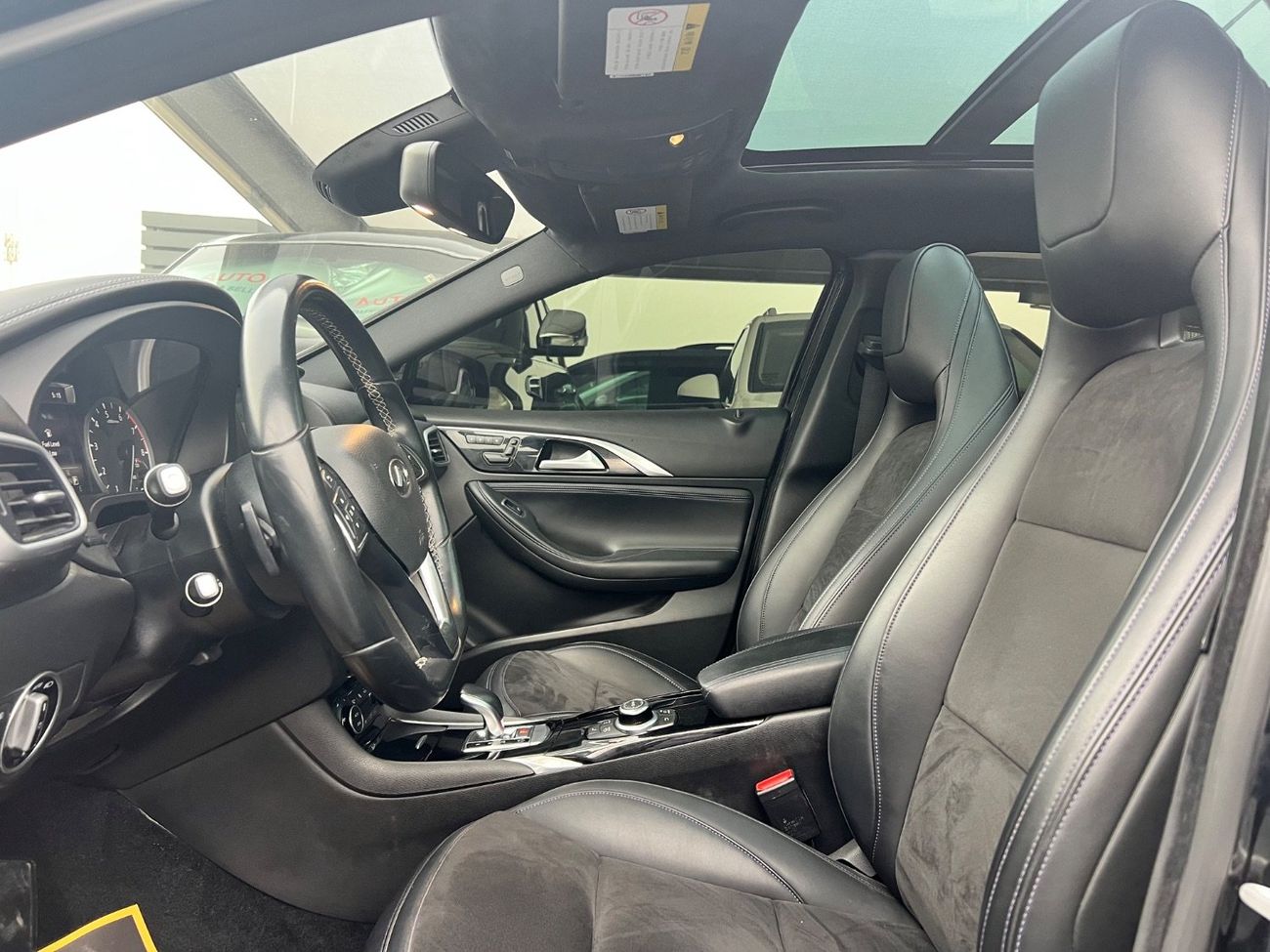 إنفينيتي Q 30