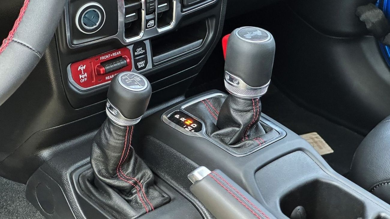 Jeep Wrangler Rubicon Winter Package For Export 2023 2.0L GCC 0km