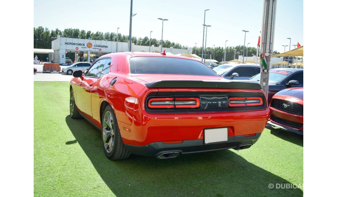 Dodge Challenger CHALLENGER/SRT8/2016/FULL OPTION/ALCANTARA LEATHER/SUNROOF/BIG TOUCH SCREEN