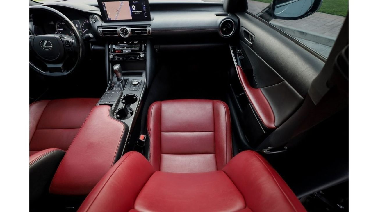 Lexus IS300 Premier Lexus IS300 2021 GCC under Warranty with Flexible Down-Payment/ Flood Free.