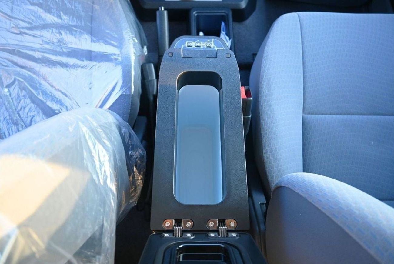 تويوتا لاند كروزر 70 TOYOTA  LC76 HARDTOP 5 DOOR 4.0L PETROL 2024