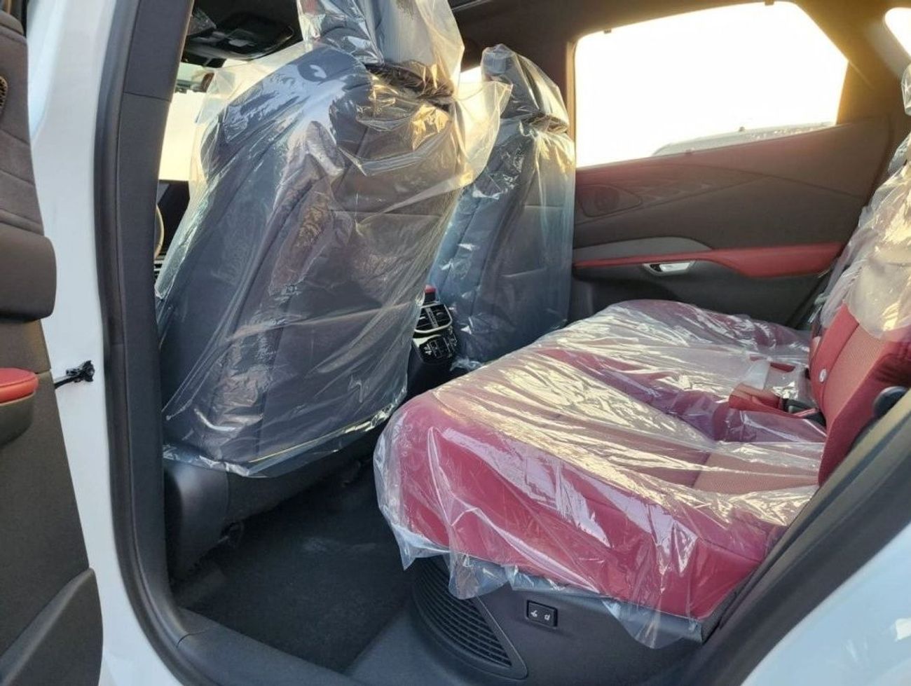 لكزس RX 500h لكزس RX500h F-Sport 2.4 لتر هايبرد ، CUV ، دفع رباعي ، 5 أبواب الميزات: 360 كاميرا ، رادار ، مثبت ال