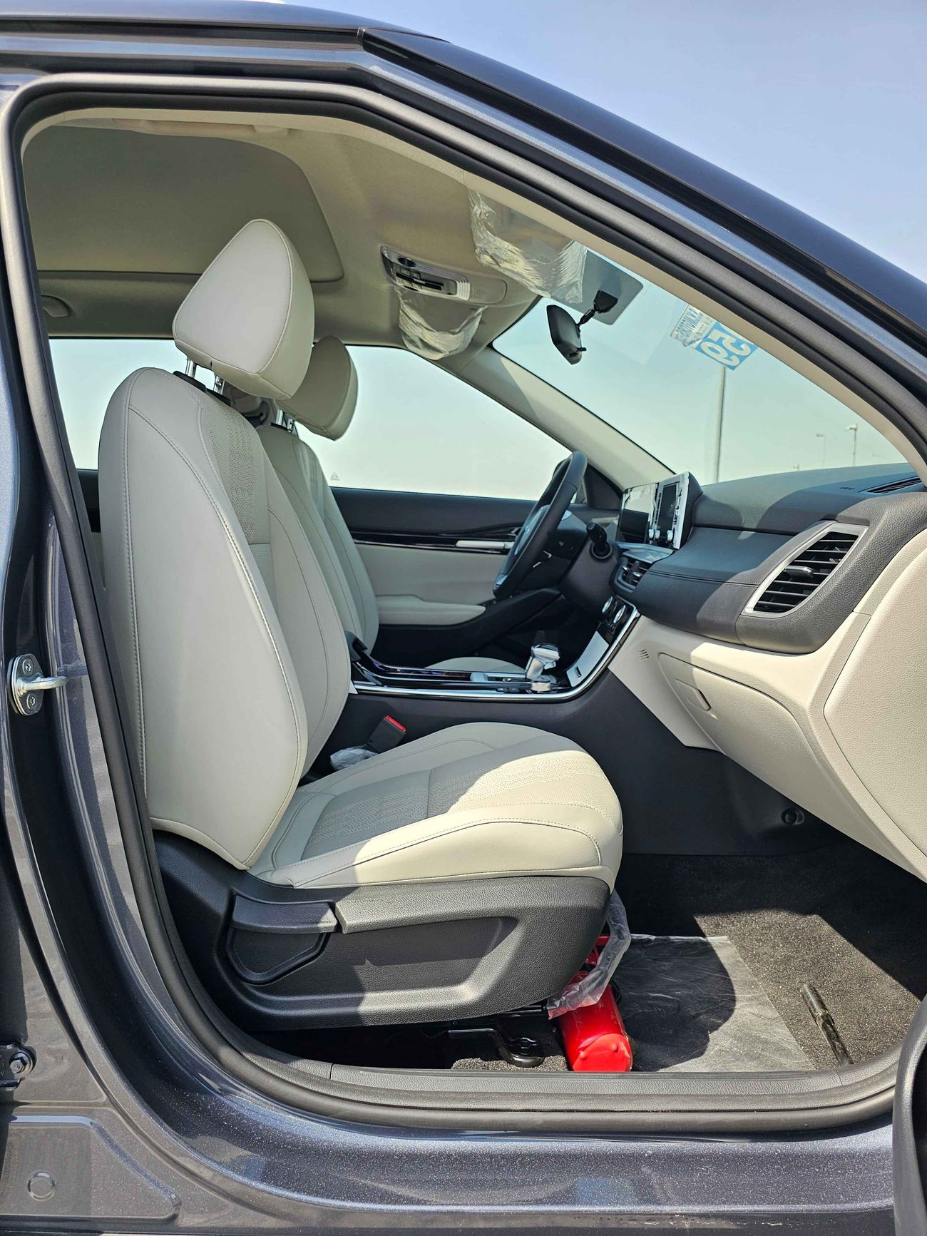 Kia Seltos SUNROOF / 1.5L / V4 / LEATHER SEATS & VENTILATED (CODE # 67976)