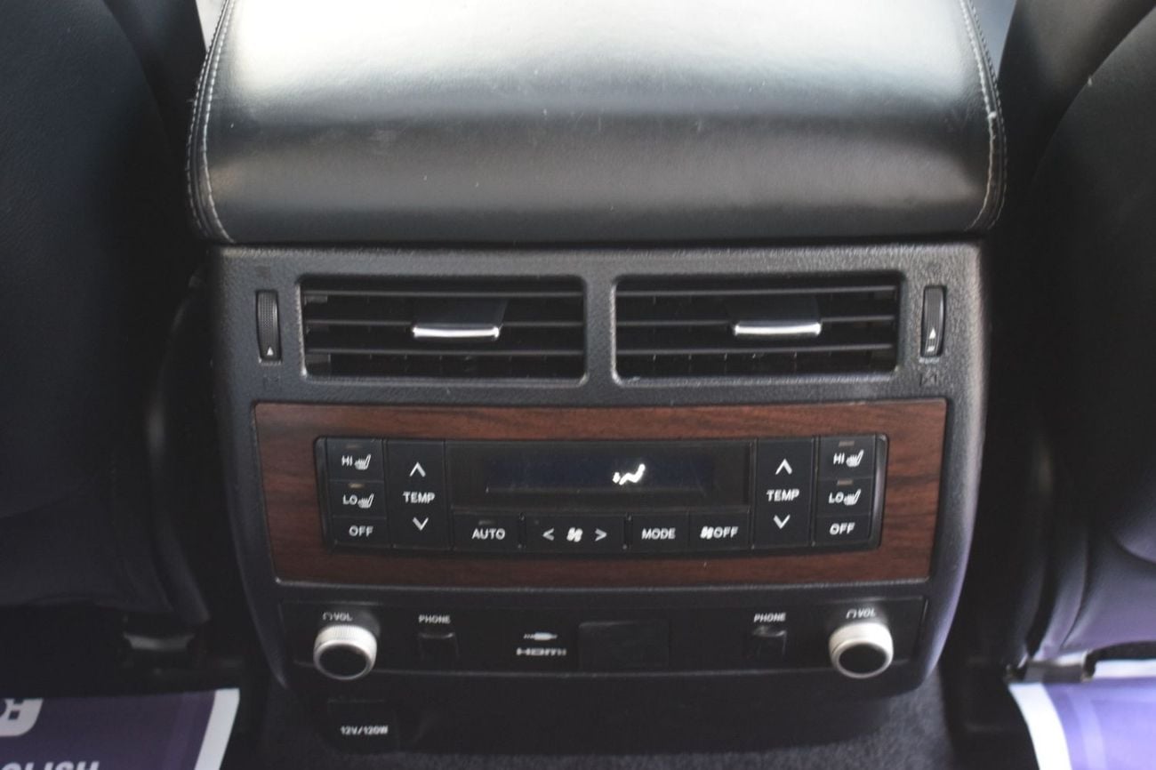 تويوتا لاند كروزر DIESEL SAHARA RIGHT HAND DRIVE YEAR 2019 GREY COLOR