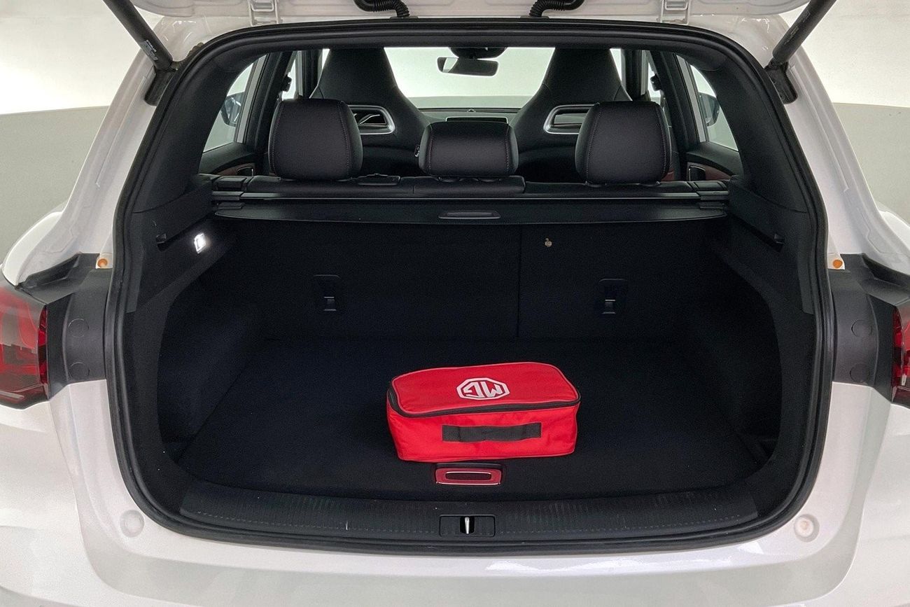 أم جي HS Trophy | ضمان مجاني لمدة عام | 0 دفعة أولى