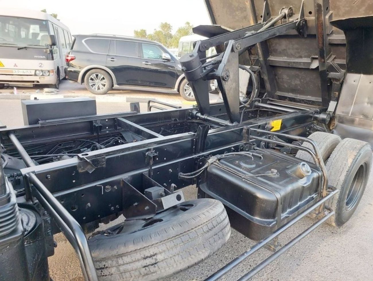 إيسوزو فوروارد ISUZU FORWARD JUSTON DUMPER RIGHT HAND DRIVE(PM00022)