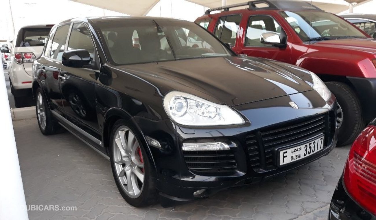 Porsche Cayenne Turbo 2009 Porshe Cayanne turbo V8 Full options Gulf specs