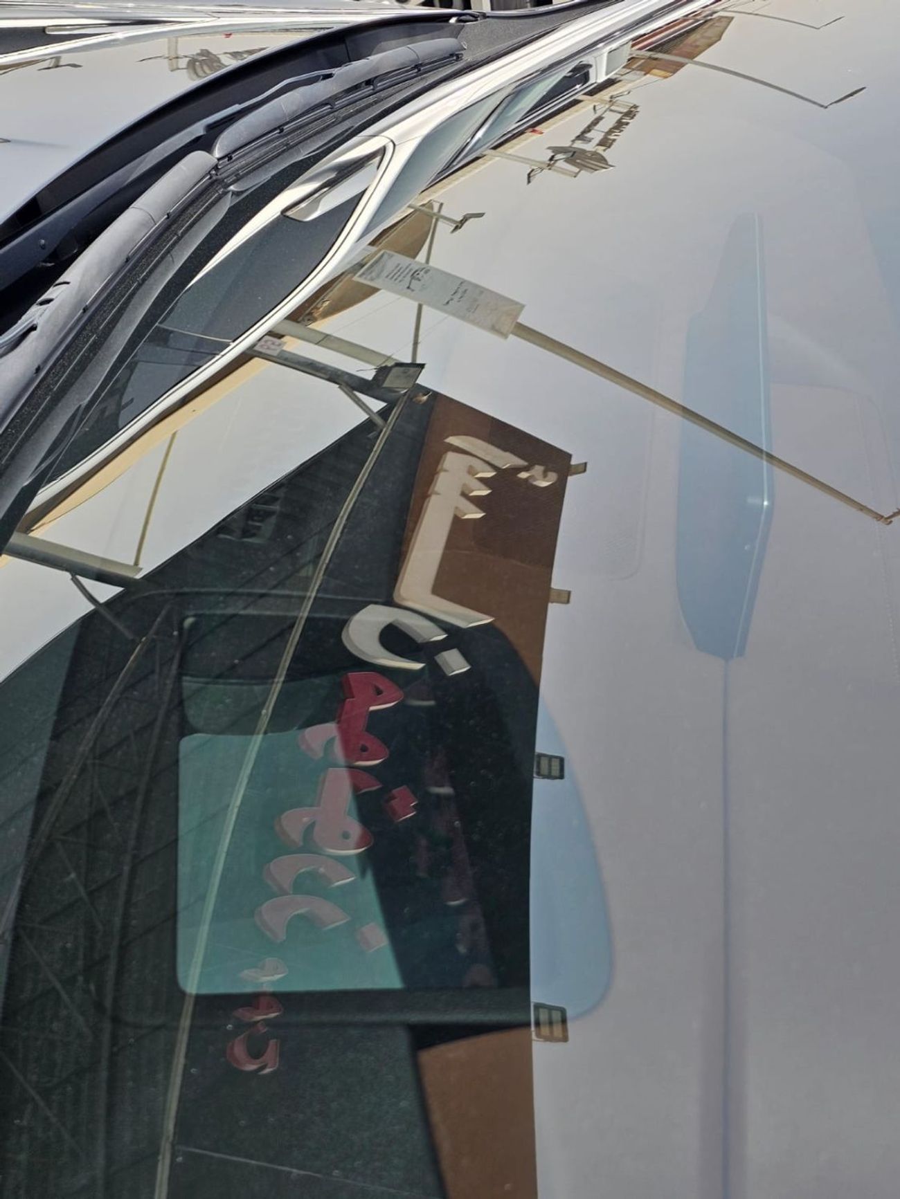 جينيسس G80 Prestige 2.5L AWD