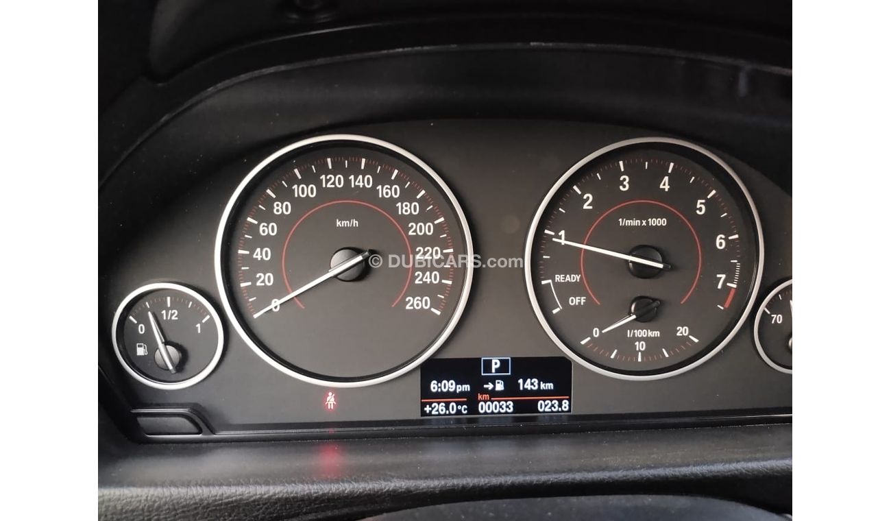 بي أم دبليو 318i I M-Kit 2018 GCC 2 Year Warranty with open km