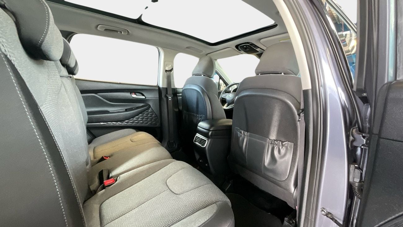 هيونداي سانتا في 2.5 GL COMFORT PLUS AUTO 2WD | شامل الضمان | 0 ﺪﻔﻋﺓ ﺃﻮﻟﻯ