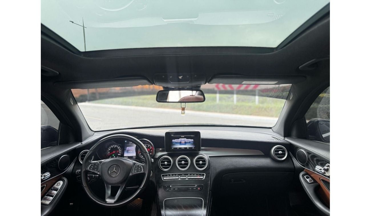 مرسيدس بنز GLC 250 Coupe AMG 2.0L