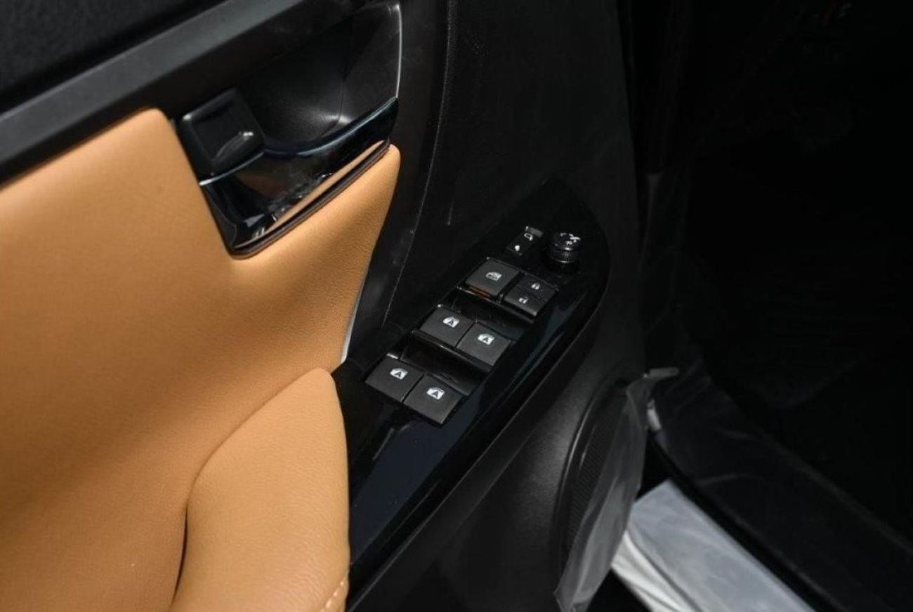 تويوتا فورتونر VXR Limited 4.0L