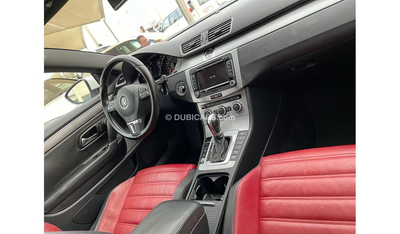 Volkswagen Passat CC Volkswagen Passat CC_Gcc_2013_Excellent Condition _Full option