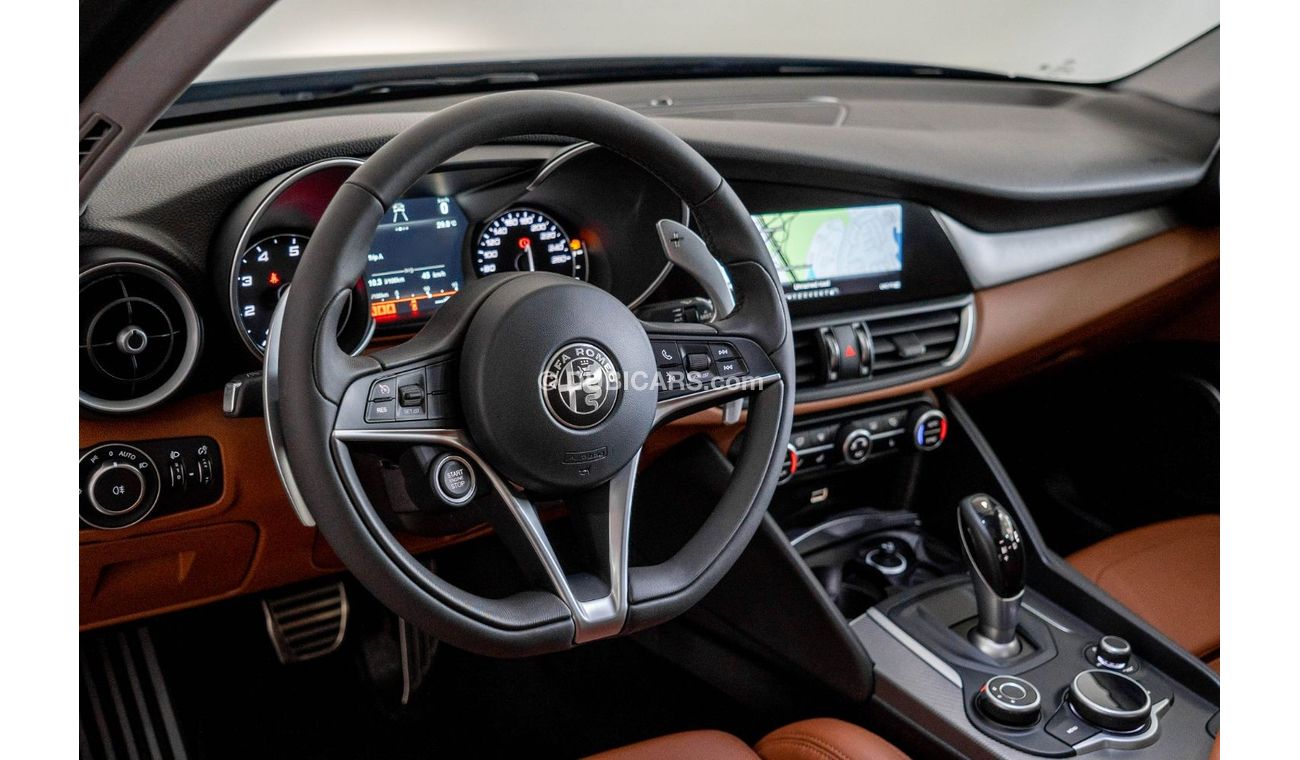 ألفا روميو جوليا 2018 Alfa Romeo Giulia Veloce Q4 / Full Service History