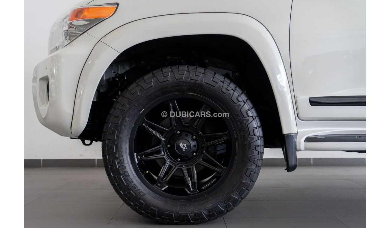 Toyota Land Cruiser 2015 Land Cruiser V8 Extreme Arctic Truck / AT33 conversion / Full Toyota Service History