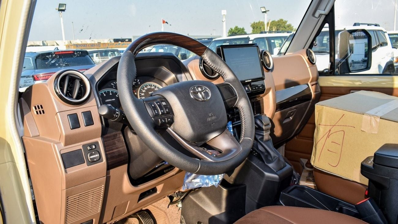 Toyota Land Cruiser 70 4.0L V6 A/T