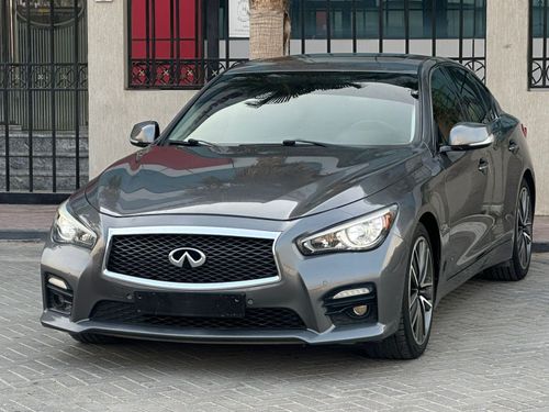 Infiniti Q50 Premium