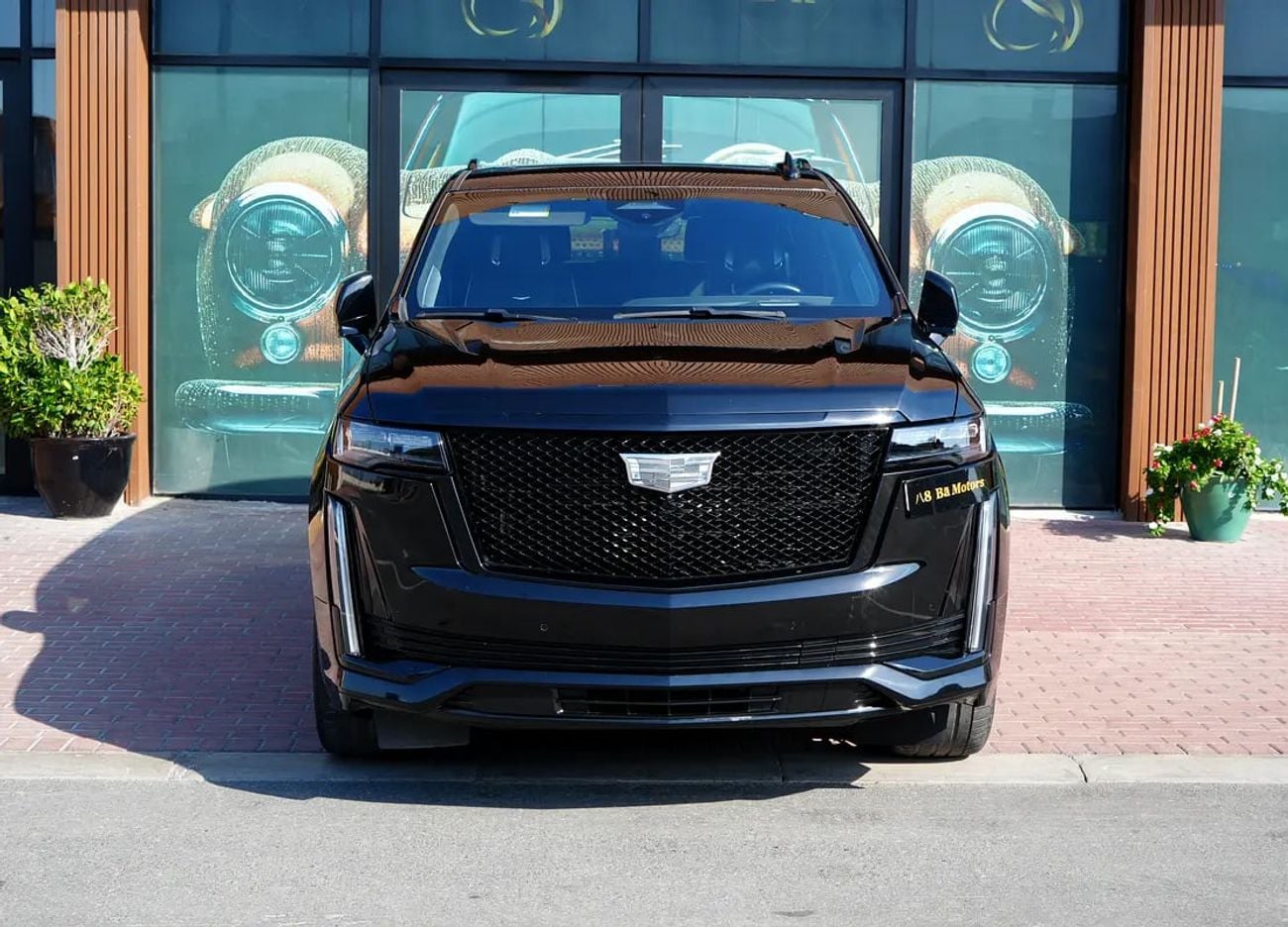 كاديلاك إسكالاد Sport Platinum 6.2L 4WD Sport Platinum | 7seaters | Excellent Condition