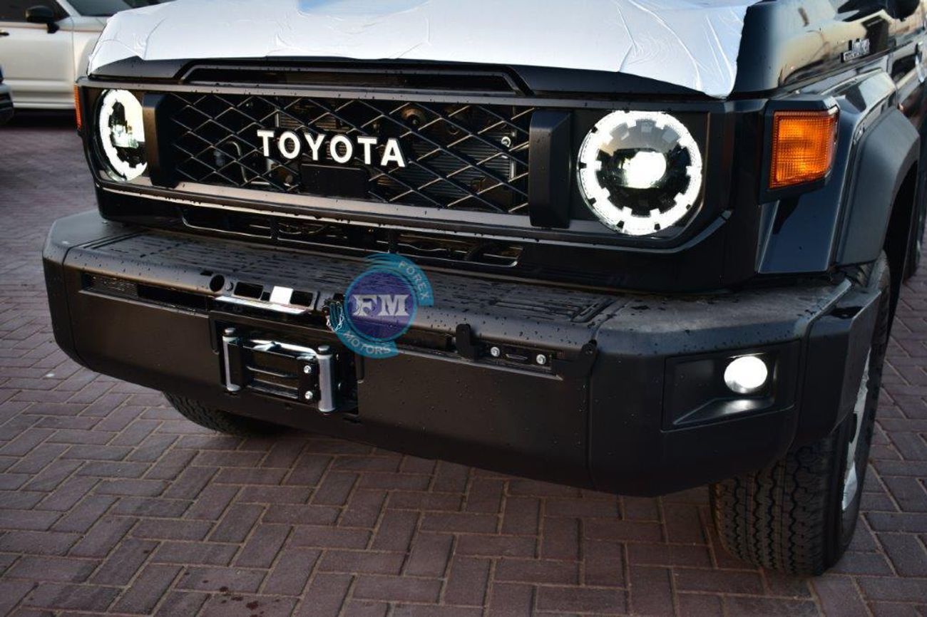 تويوتا لاند كروزر 70 76 40th Anniversary LX-Z 2.8L Diesel 4WD Automatic